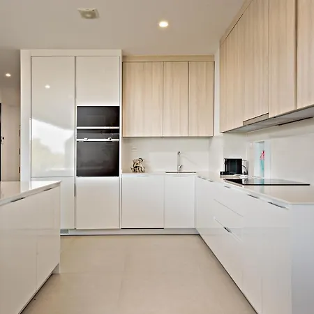 Luxury Seaview 3 Bedroom - Along Golf Course Of Finca Cortesin